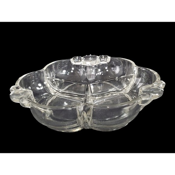 Elegant Antique Canterbury Clear Glass Divided Candy Dish by Duncan and Miller - Picture 4 of 5